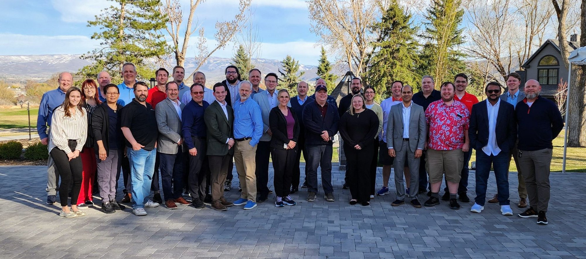 NavigatorBusinessSolutions_March2025_AllHands (1)